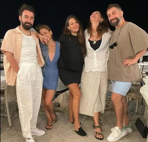 Anne olmaya hazırlanan Gupse Özay birinci pozunu verdi