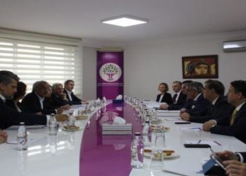 TÜSİAD’dan siyasi partilere ziyaret