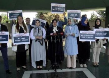 27 Mayıs’ın yıldönümünde Adnan Menderes mezarı başında anıldı