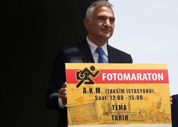 Bakan Ersoy Beyoğlu Kültür Yolu Şenliği’nin açılışını yaptı