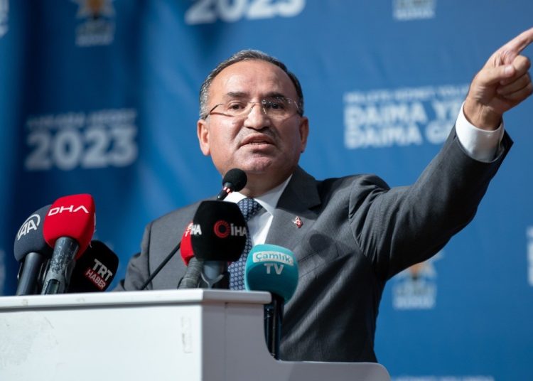 Bekir Bozdağ: Türk milleti direkt iktidar seçme hakkını birinci kere 2018’de kullandı