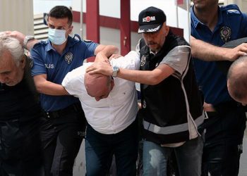 Cürüm örgütü, işletmelerinde çalışan bayanları zorla fuhşa sürükledi!