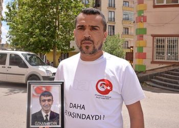Evlat nöbetindeki baba: HDP ve PKK’dan korkmayın