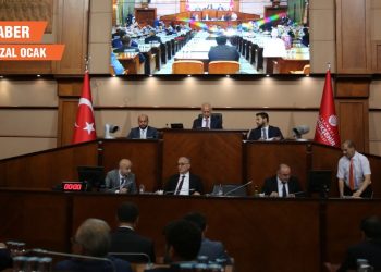 İBB Meclisi’nde İETT araç raporu tansiyonu