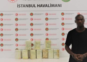 İstanbul Havalimanı’nda 3 operasyon! Kilolarca kokain ele geçirildi