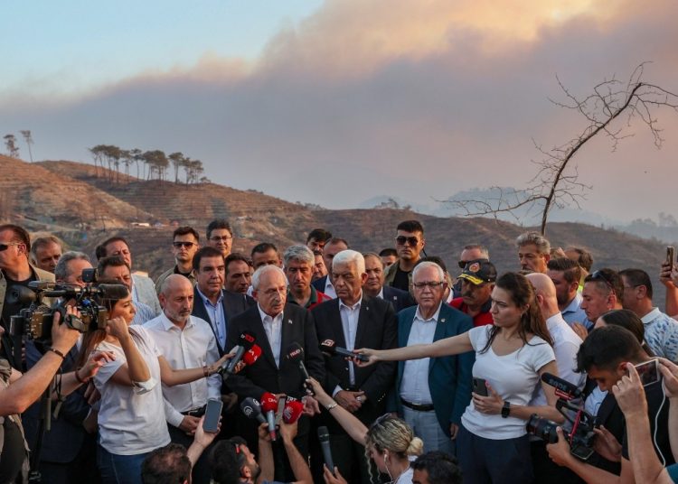 Kılıçdaroğlu yangın bölgesinde: Milletin başına bela oldular, bir an evvel gitsinler