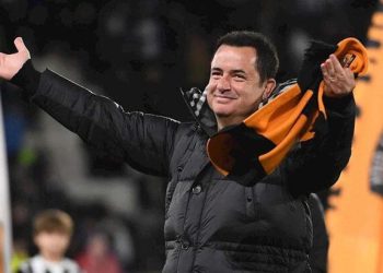 Resmen açıkladı: Hull City iki oyuncumuzu istedi