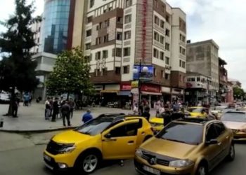 Rize’de MHP’li liderden AK Parti’ye reaksiyon: Artık poz vermeyi bırakın