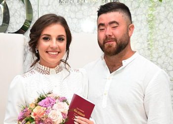 Rus ve Ukraynalı çift Antalya’da evlendi