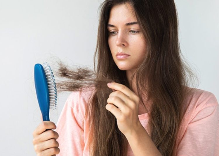 Saçlarını sık örenler dikkat! Saçlarınız azalabilir