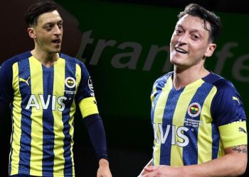 Son dakika: Mesut Özil, Endonezya’da transfer sorusuna karşılık verdi! ‘Oynamak isterdim’