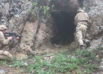 Son dakika! Pençe Kilit operasyon bölgesinde teröristler mağarada kıstırıldı