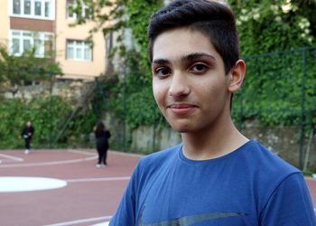 Testislerinden biri alınan çocuğun ailesi ‘hatalı teşhis’ argümanıyla şikayetçi oldu