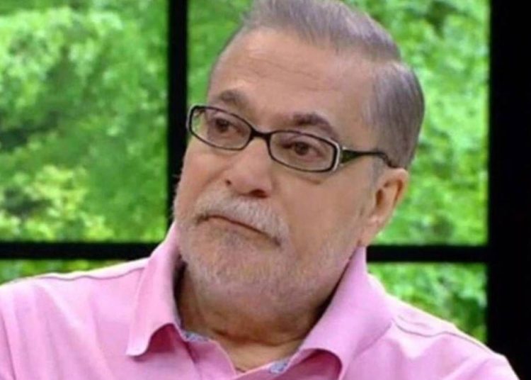 Ünlü şovmen Mehmet Ali Erbil’in acı günü! Aldığı haberle yıkıldı