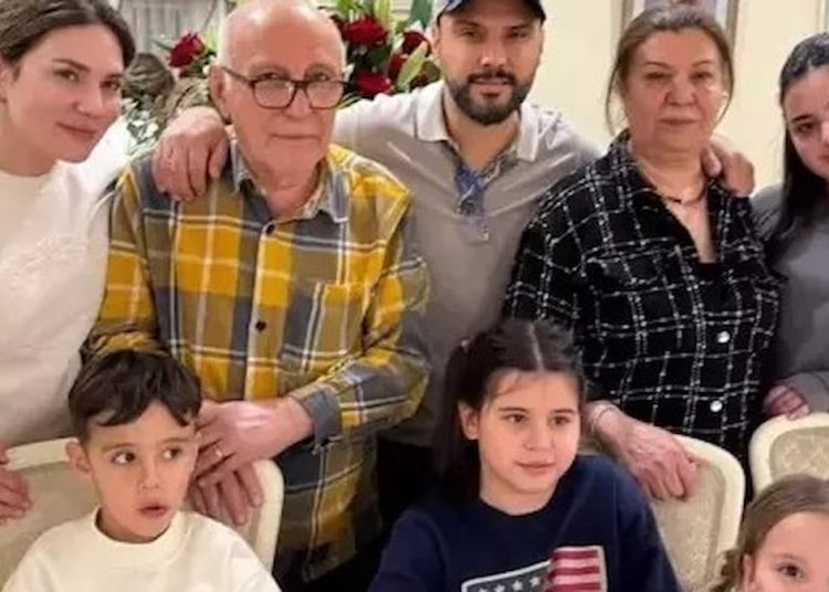 Alişan’dan annesine buruk doğum günü kutlaması! Ben sana hiç pasta almazdım