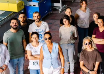 Hülya Avşar fabrikatör oldu