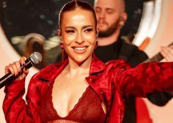 Murat Dalkılıç ile aşk yaşamaya başlayınca zam istedi, işinden oldu