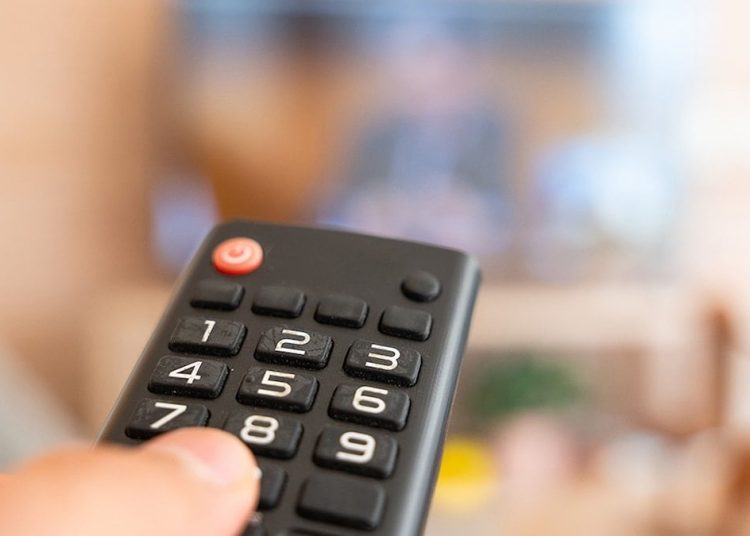 Televizyon izleme sürenizin kalp krizi riskinizi etkilediğini biliyor muydunuz?