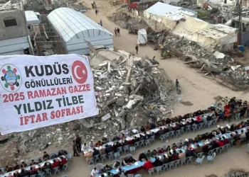 Yıldız Tilbe, Gazze’de 4 bin kişilik iftar verdi