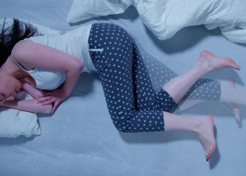 Gece uykuda başlayan sessiz tehlike: Hastalığınızın birinci sinyali olabilir!