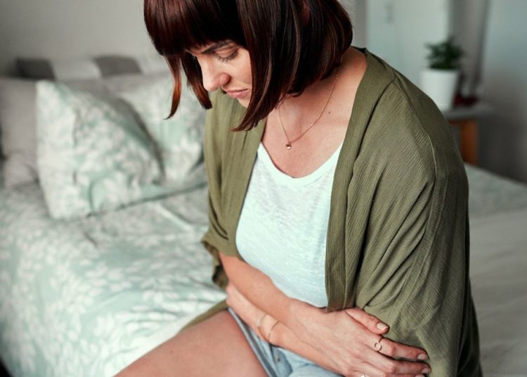 Koku kaybı, kabızlık ve uykuda konuşmaya dikkat… Bunlar ilk belirtiler olabilir!