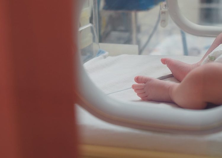 Sağlık Bakanlığı’nın düzenlemesi kapıda: Aileler bunu öğrenmeden taburcu olamayacak!