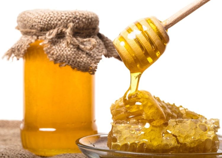 Sahte bal tehlikesi: Gerçek ve sahteyi ayırt etmek için 3 yöntem