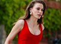 Serenay Sarıkaya geri döndü