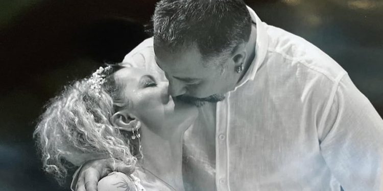 Sürpriz nikâh! Ünlü oyuncu sessiz sedasız evlendi