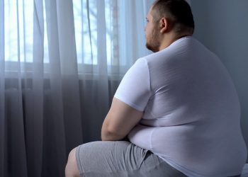 Tek bir belirtiyle başlıyor, iki organı da etkiliyor