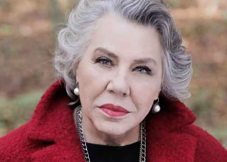 Işıl Yücesoy takipçisinin kelamlarına kayıtsız kalmadı: Ben ne yaptım sana?